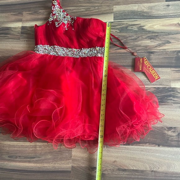 BNWT May Queen beaded dress - Picture 7 of 10